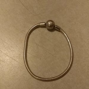 Guc. Pandora smooth 6.7 bracelet